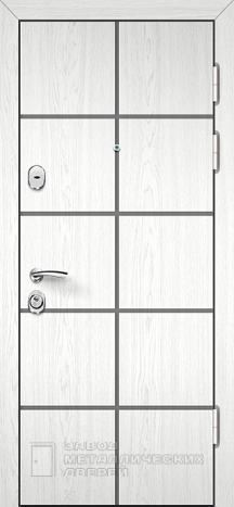 Фото «Белая дверь №13» в Орехово-Зуево